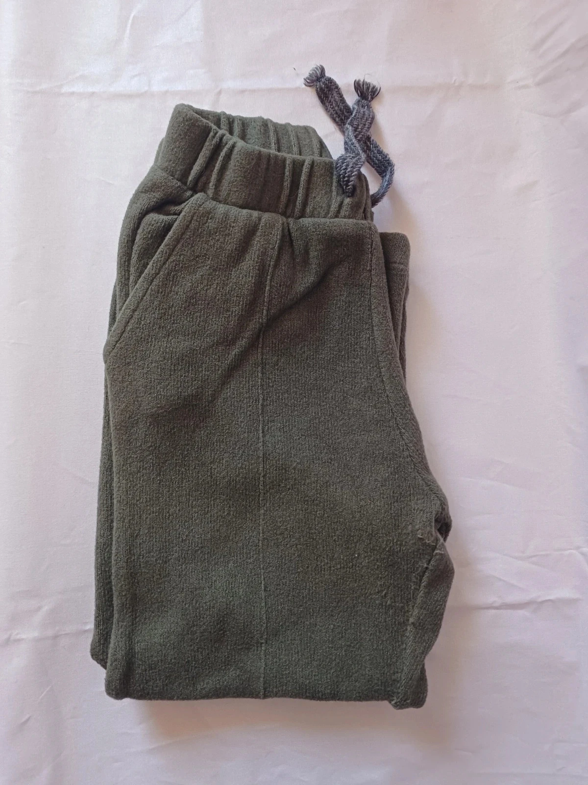 Pantalon molletonné zara 3/4 ans  kaki